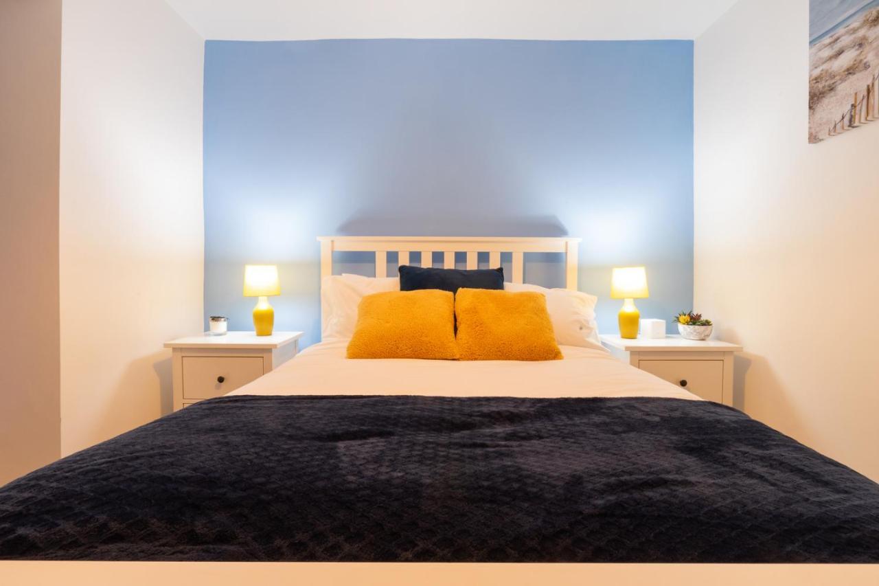Newly-Renovated, Mid-Terrace Cottage In Porthmadog Extérieur photo